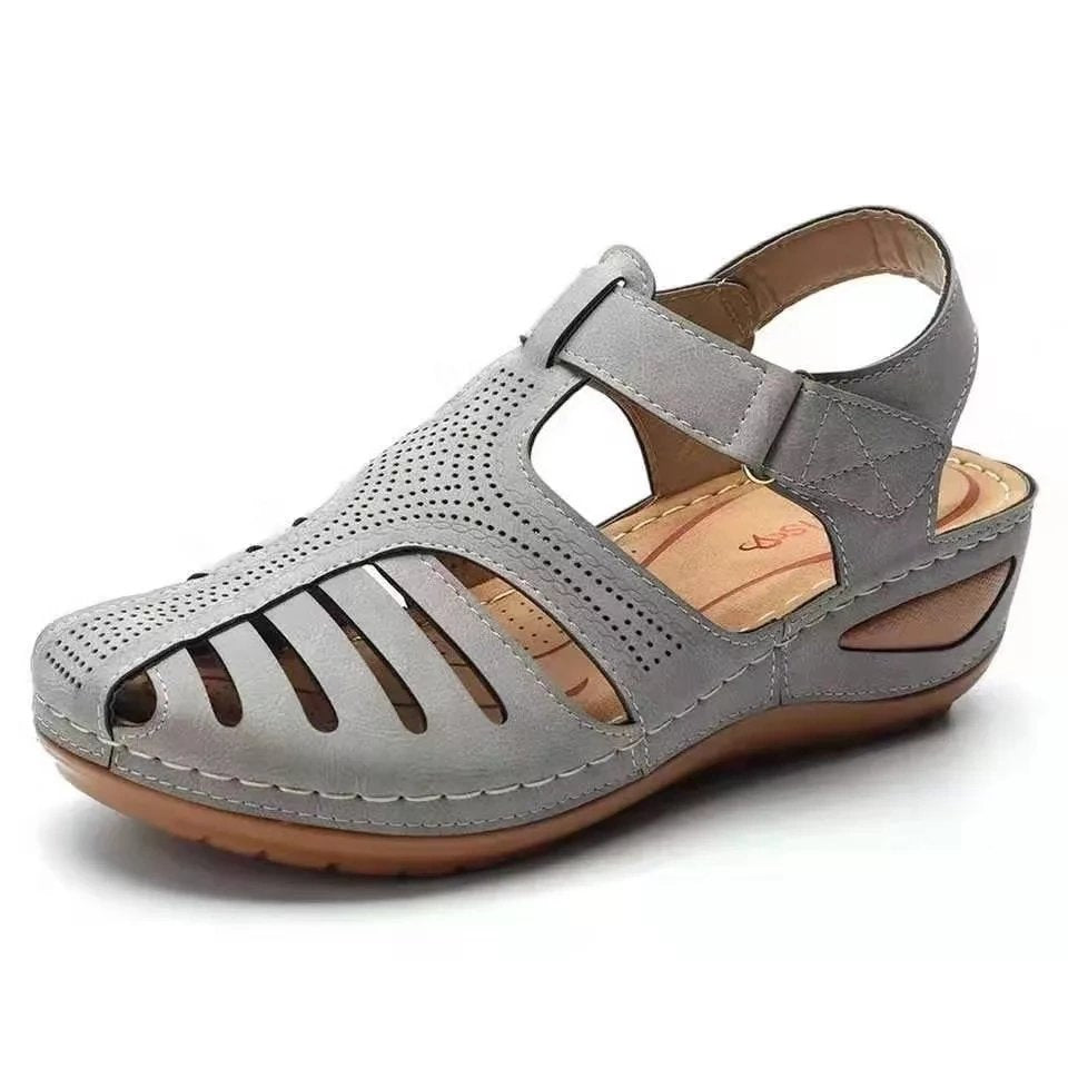 Dame komfort-sandaler med moderne remdesign og åndbart overmateriale Stilla
