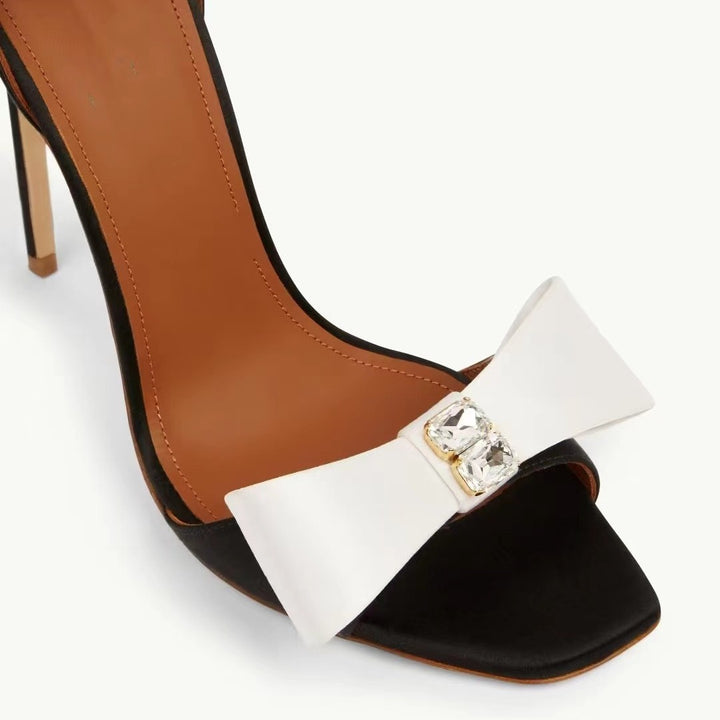 Femme Open-Toe Højhælede Sandaler med elegant Sløjfedetail Stilla