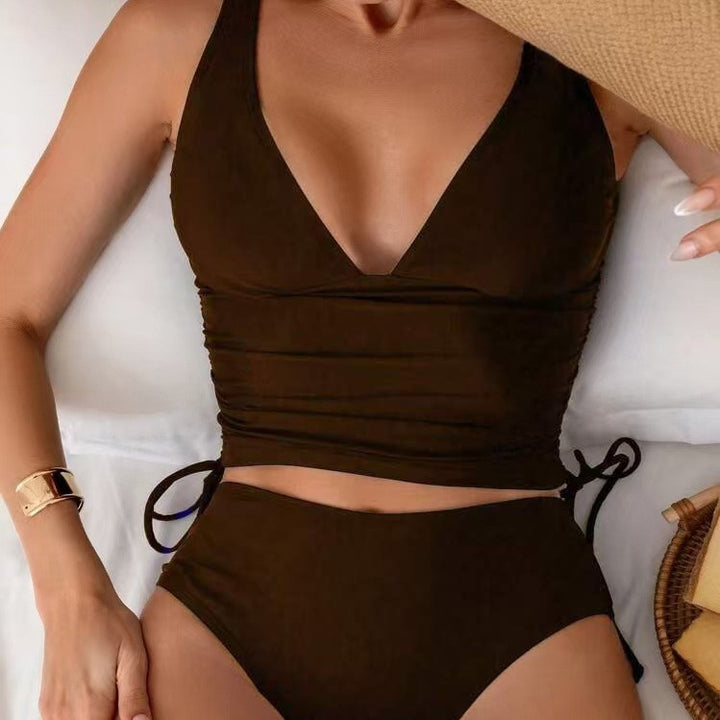 Dame bikini kombination med stilfulde flæsedetaljer og justerbare bånd Stilla