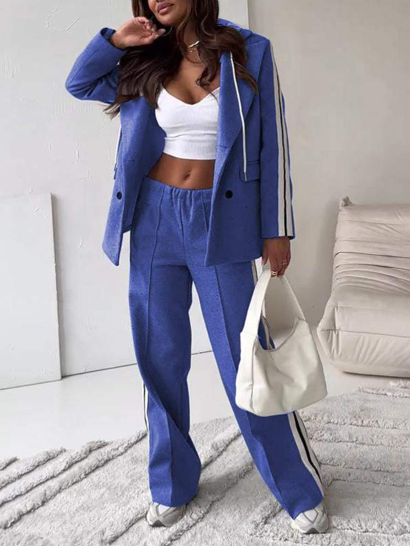 Dame nan sporty-elegante blazer-to-delt med hætteblazer og bred træningsbukser med sidelæns stribe Skovae