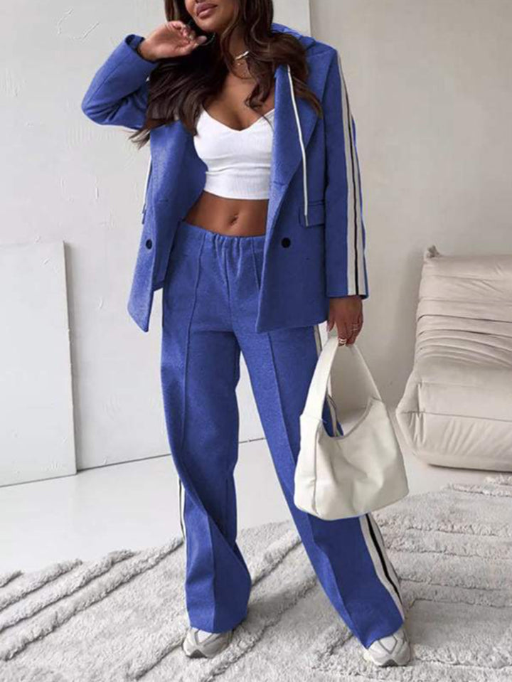 Dame nan sporty-elegante blazer-to-delt med hætteblazer og bred træningsbukser med sidelæns stribe Skovae