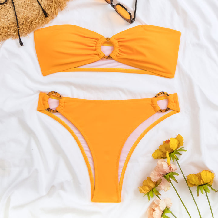 Dame bandeau bikini med fashionable ringdetaljer Skovae