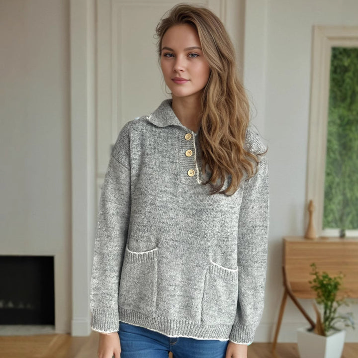 Kvinders afslappede strikket sweater med knaplukning og påsynede lommer Stilla