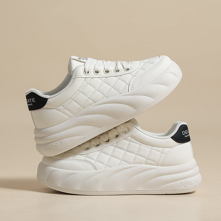 Dame Sneakers med polstret sål og quiltet design Stilla