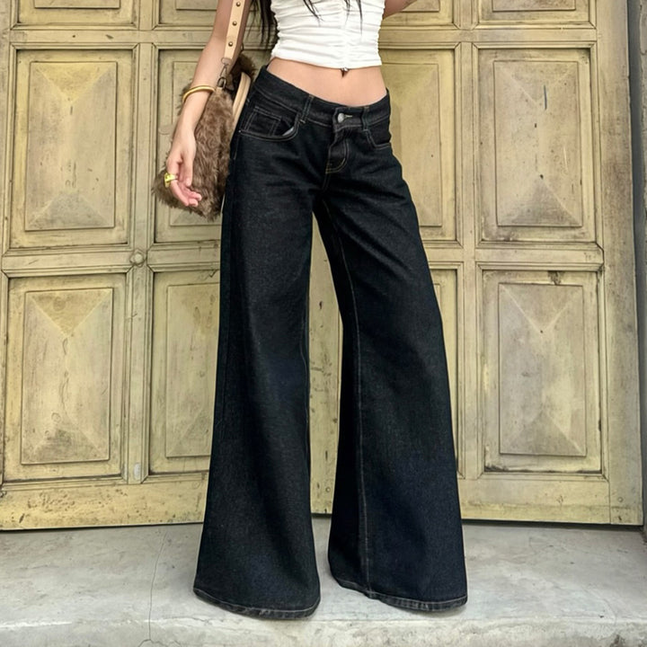 Damer Løstskårne jeans med høj talje og elegant syning Skovae