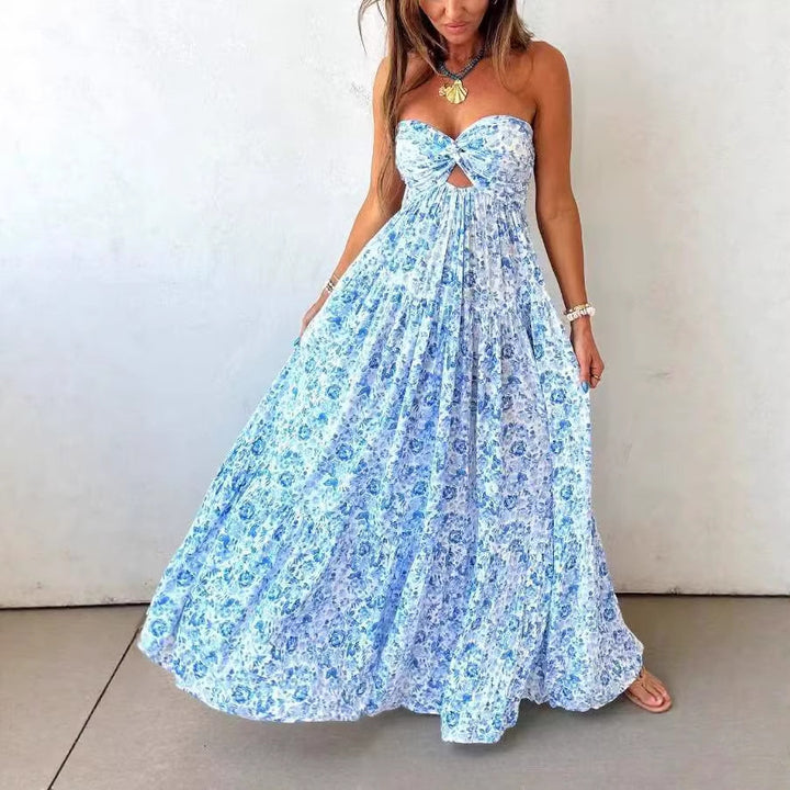 Dame uden stropper snoet bustier-maxikjole med cut-out og flerlags nederdel i let crinkle-kvalitet Skovae