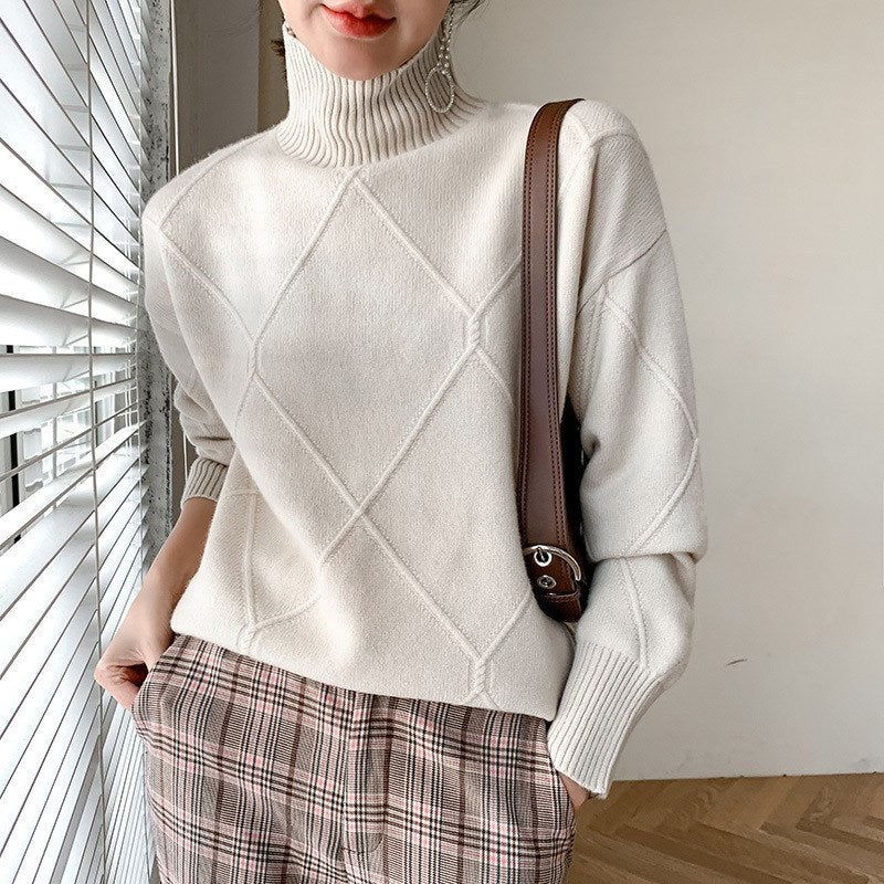 Kvinders sweater med høj krave og struktureret diamantmønster Stilla