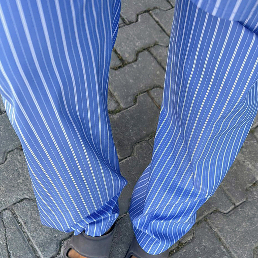 Dame pyjamasæt i høj kvalitet lavet af bomuld med moderne stribet mønster Stilla