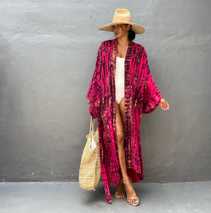 Dame elegant kaftan med legende batikmønster Stilla