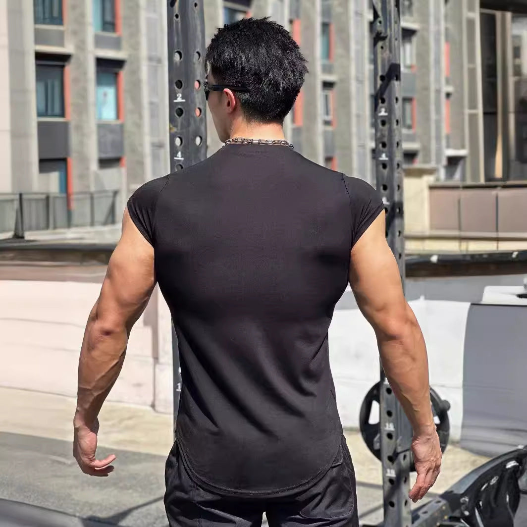 Herre muskuløs fitnessshirt med innovativt snit og åndbar teknologi Stilla