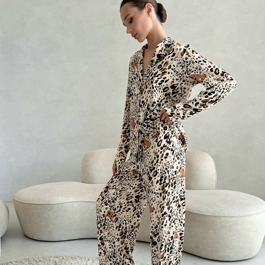 Dame satin pyjamas med dyreprint Stilla