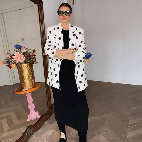 Dame moderigtig blazer med prikker Stilla