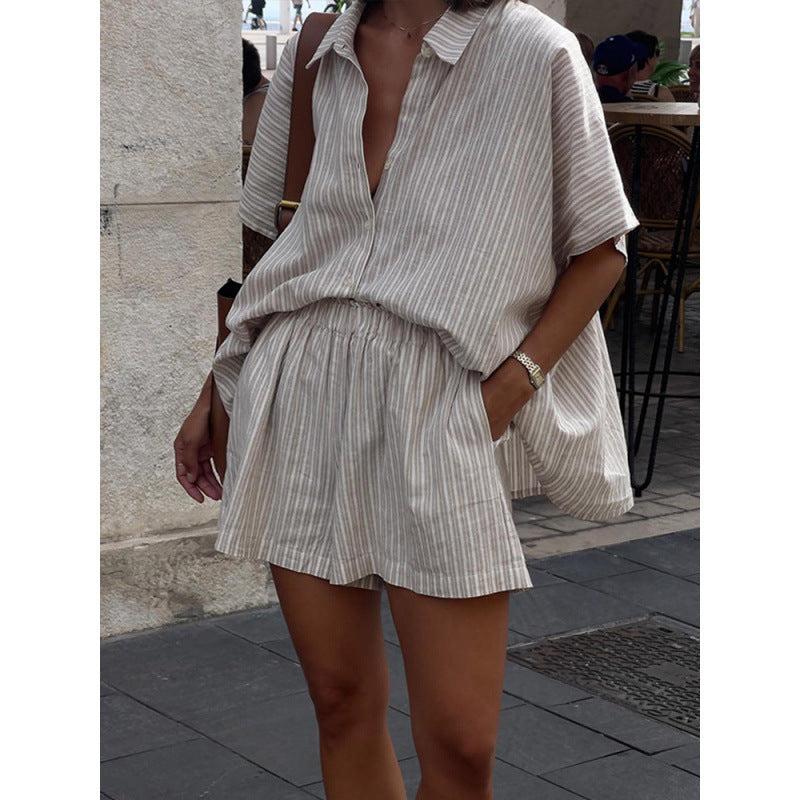 Dame sommerligt fritidsoutfit med stribet design Stilla