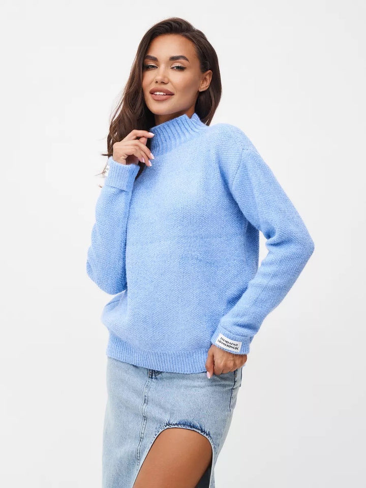 Kvinders højhalset sweater lavet af blød strik Stilla