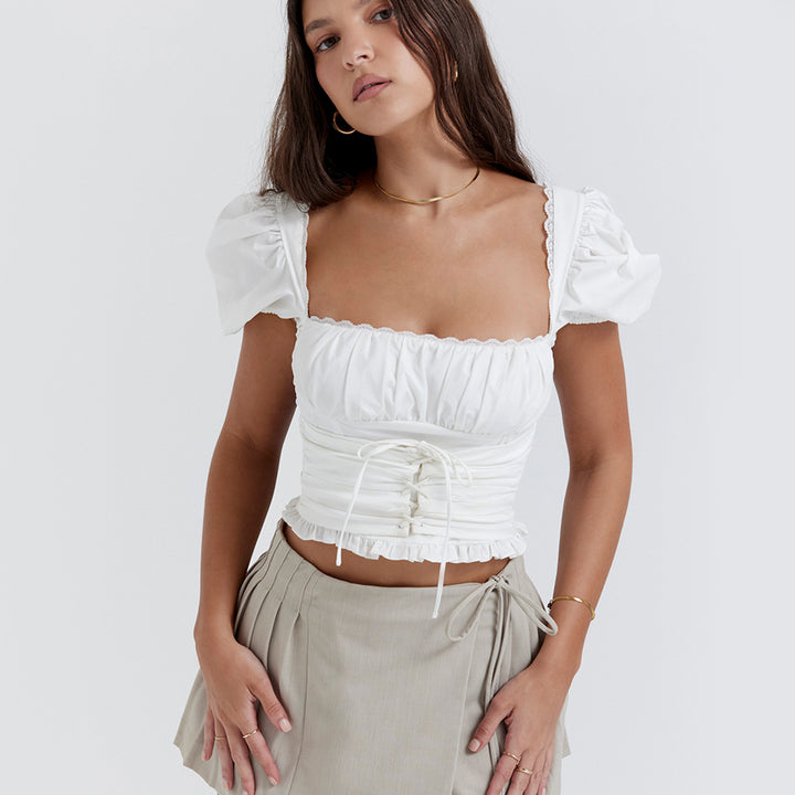 Dame Crop-Top med volangdetaljer og snøring Stilla
