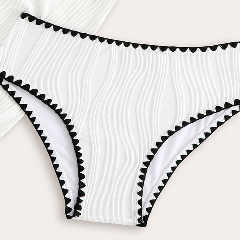 Dame Triangel-Bikini med dekorativt bånd-design og matchende omslagsskørt Stilla