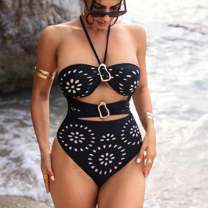 Dame Bikini med cut-out-design og skinnende accenter Stilla