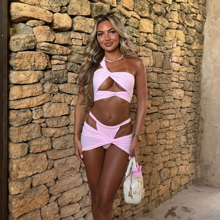 Dame bikini-sæt med elegant indpakningsskørt og moderigtigt bustier-top Stilla