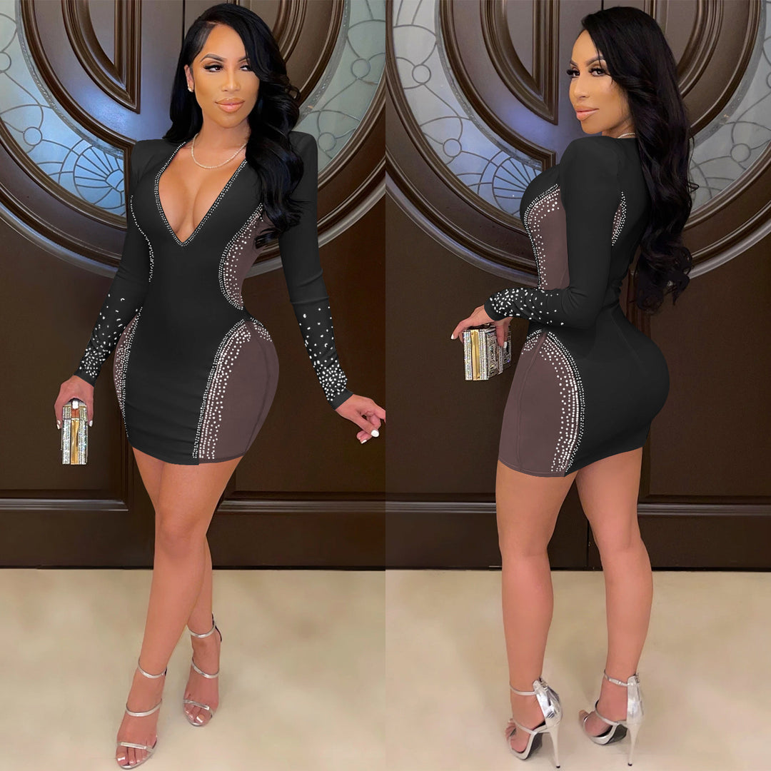 Dame Glamourøst Bodycon-kjole med gennemsigtige indsæt og glitrende detaljer Stilla