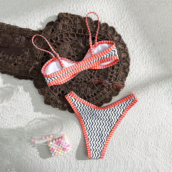Dame Bandeau-bikini med spændende bølgemønster Skovae