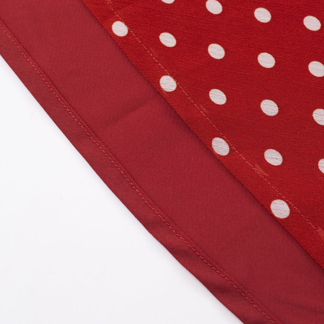 Dame maxikjole med justerbare spaghetti stropper og elegant polka-dot mønster Stilla