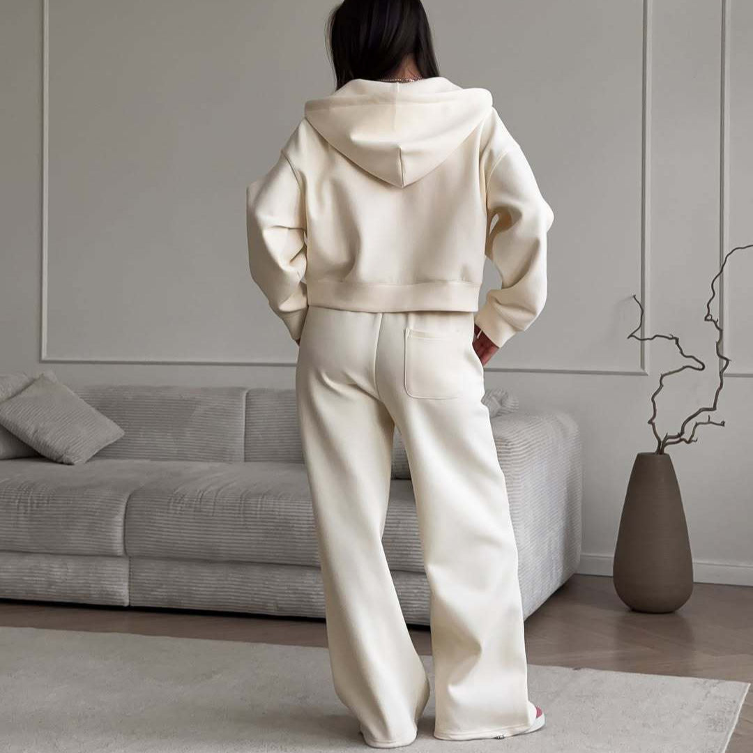 Kvinders casual crop top hoodie med løs pasform og komfortable joggers Stilla