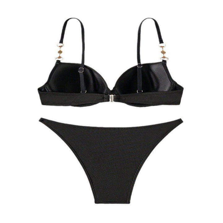 Dame bikini sæt med elegante rib detaljer og moderigtige accenter Stilla
