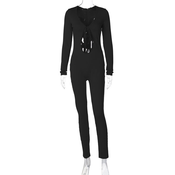 Dame figurtilpasset jumpsuit med gennemsigtigt vindue og snøre detaljer Stilla