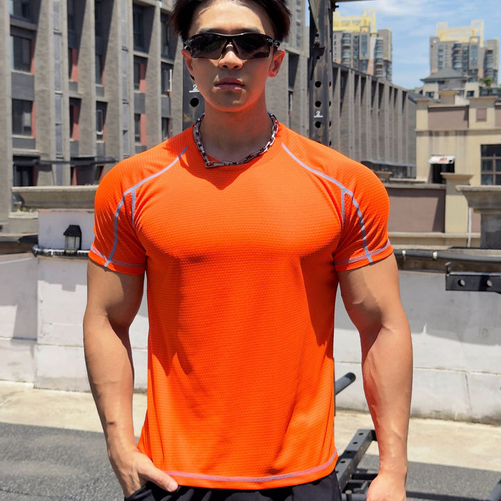 Herrer åndbar fitnessshirt med anatomisk snit Stilla