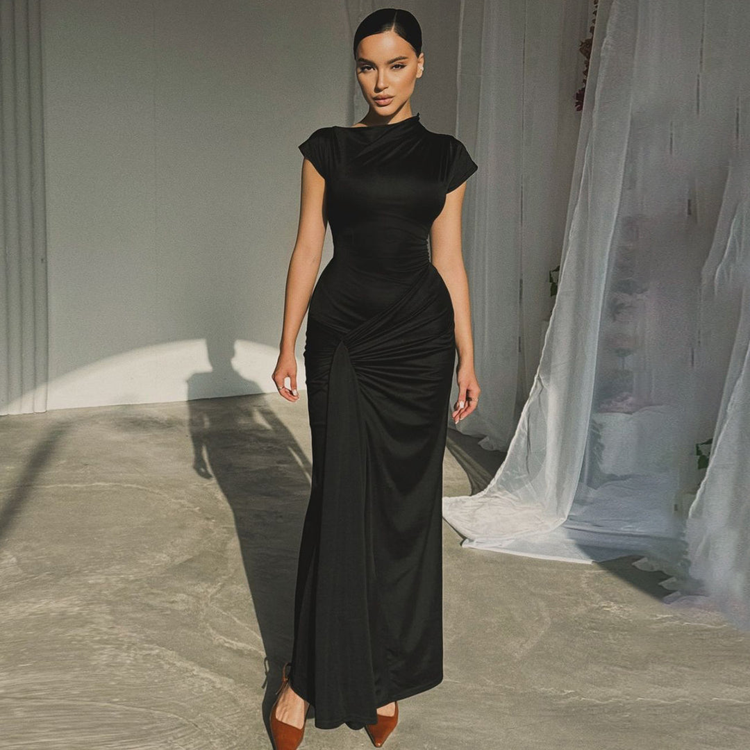Damer Elegante Maxikjole med Drapering og Asymmetrisk Kant Skovae