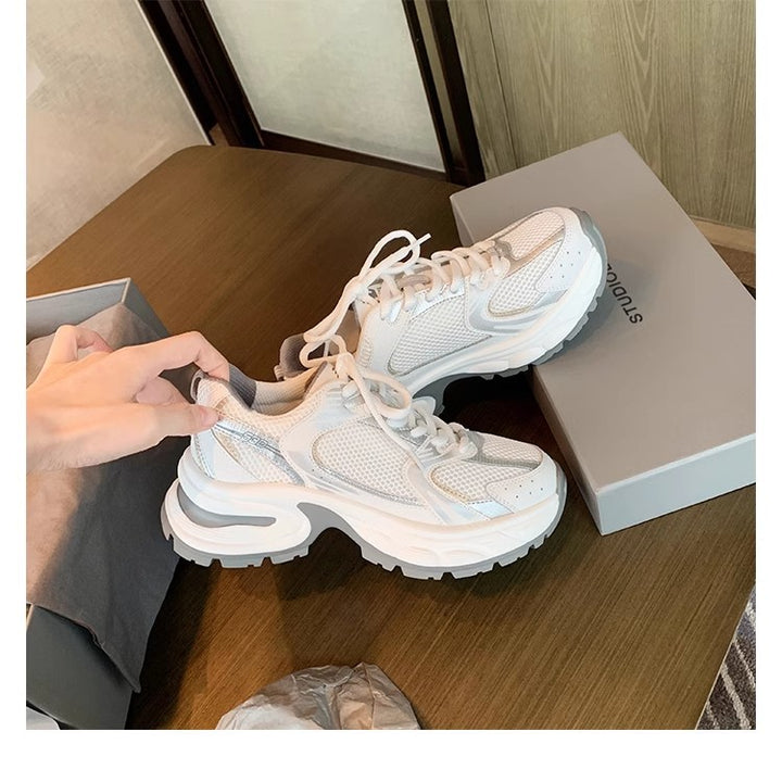 Dame Sporty Premium Sneakers med åndbart mesh-overmateriale og komfortabel dæmpning Stilla