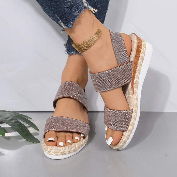 Dame Komfortable Espadrilles-Sandaler med brede remme og skridsikker sål Stilla