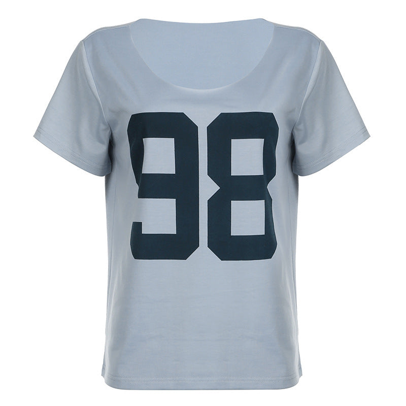 Dame afslappet V-hals T-shirt med sportmotiv Skovae