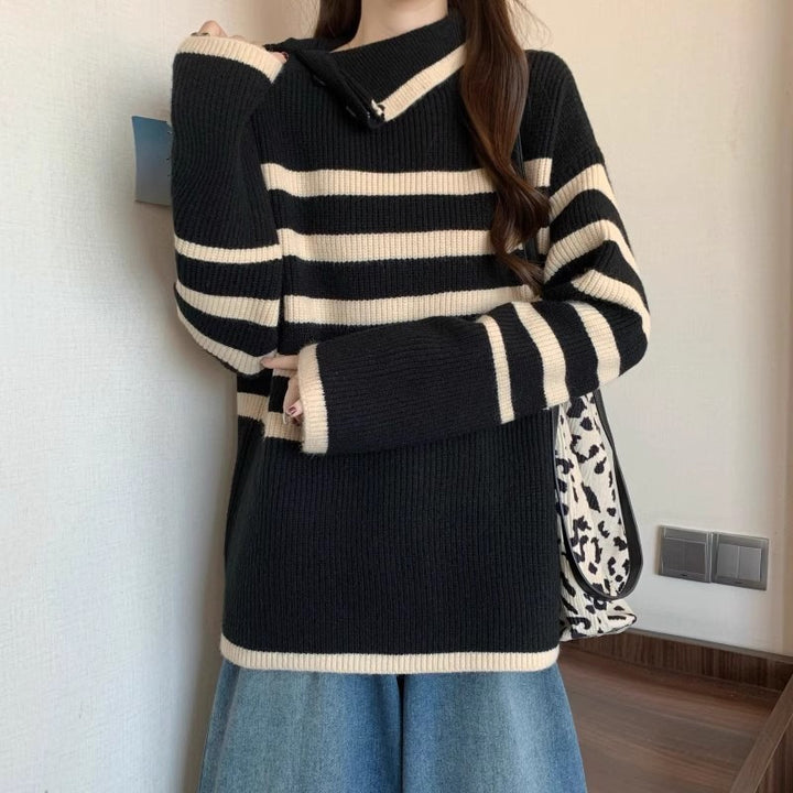 Kvinder Stribet Sweater med Moderne Krave og Knap Detaljer Stilla