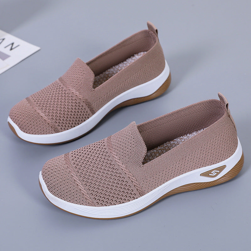 Dame Komfortable Slip-On Sneakers med åndbar strikkeflade og skridsikker sål Stilla