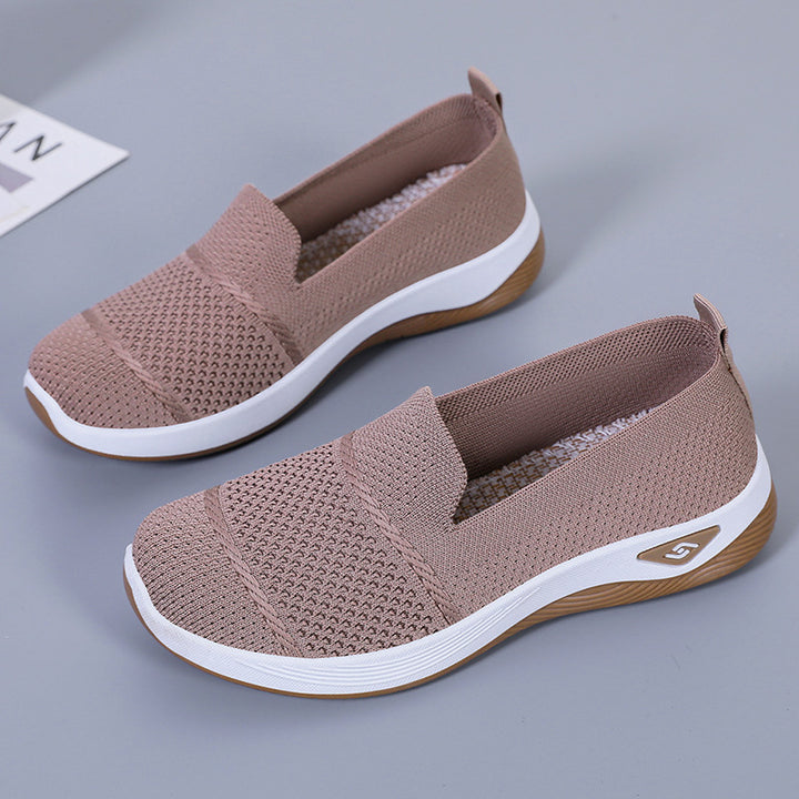 Dame Komfortable Slip-On Sneakers med åndbar strikkeflade og skridsikker sål Stilla