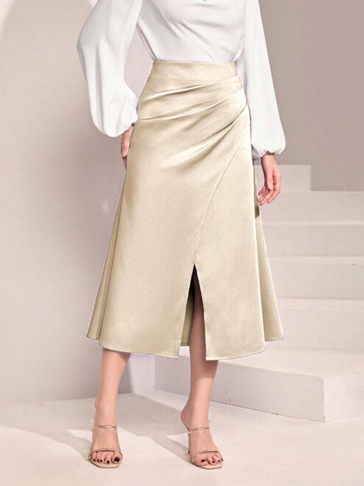 Dame midi nederdel med asymmetrisk snit og elegant slids Skovae