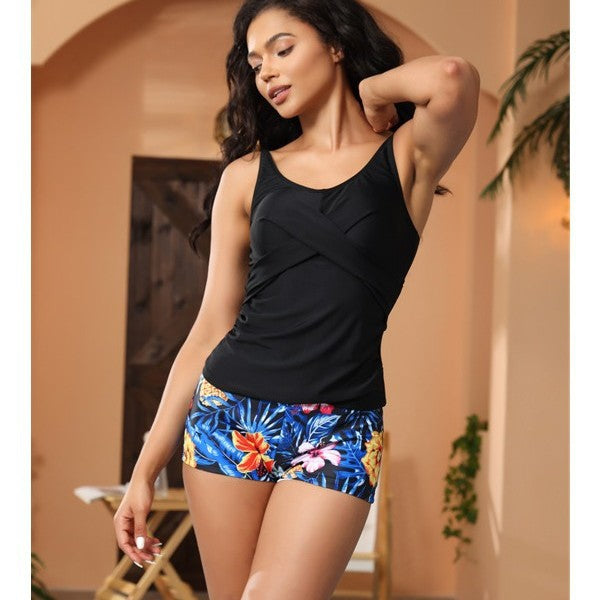 Dame Tankini-sæt med fashionabel overdel og sporty shorts Stilla