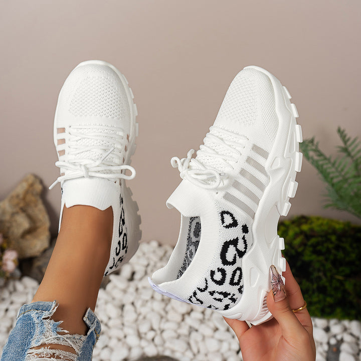 Dame sporty sneakers med åndbart mesh-øvre materiale og innovativt motiv Stilla