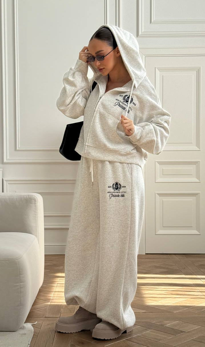 Dame afslappet sportssæt med cropped hættetrøje og brede sweatpants Stilla
