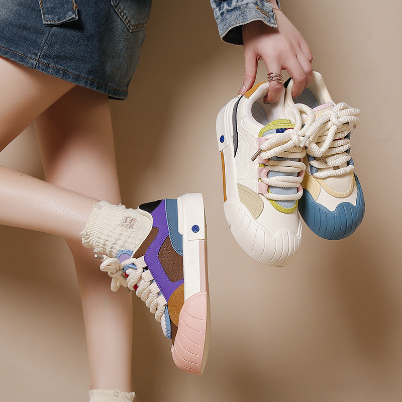 Dame Komfortable Sneakers med farverige accenter Stilla