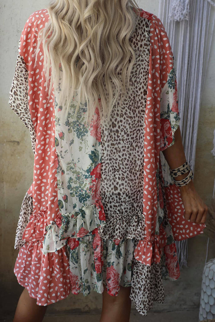 Dame alsidig og fashionabel kimono-overslag med detaljer i forskellige mønstre Stilla