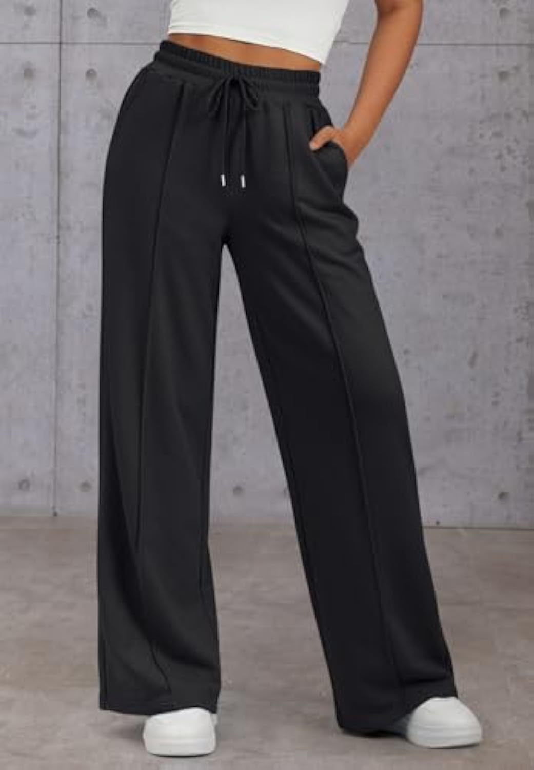 Dame Komfortabel Bred Sweatpants med elastisk talje og praktiske lommer Skovae