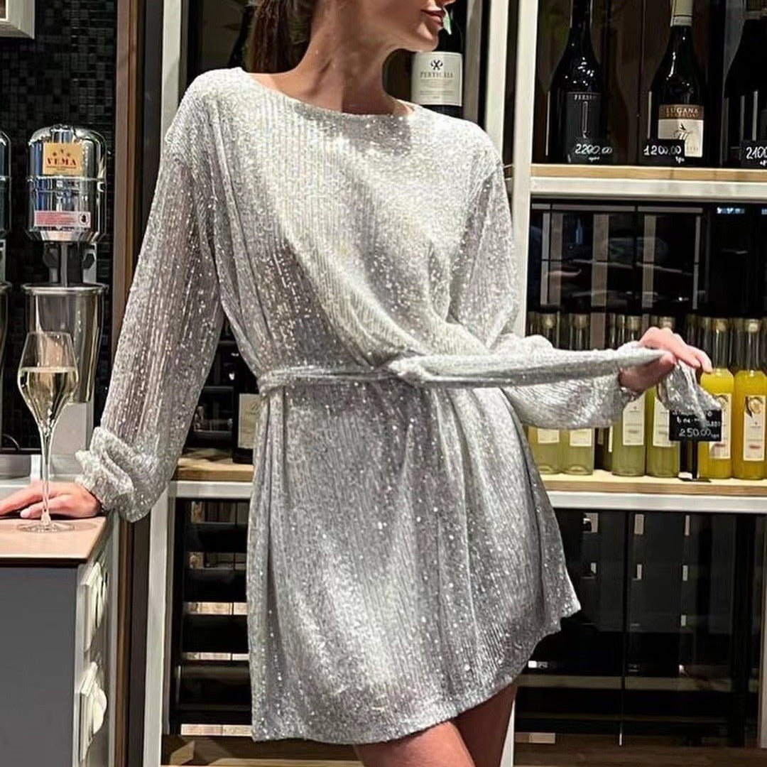 Dame Glamourøst Cocktailkjole med funklende Lurex-tråde og elastisk taljebælte Stilla