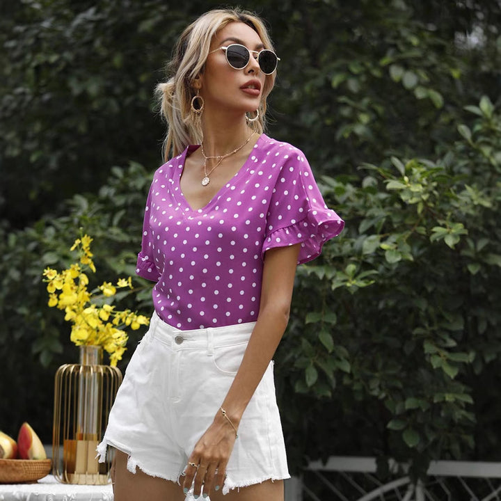 Damebluse med ruffle detaljer og trendy prikmønster Stilla