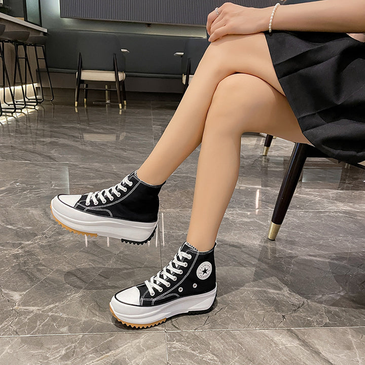 Dame højformat sneakers med dämpende sålprofil og moderigtigt design Stilla