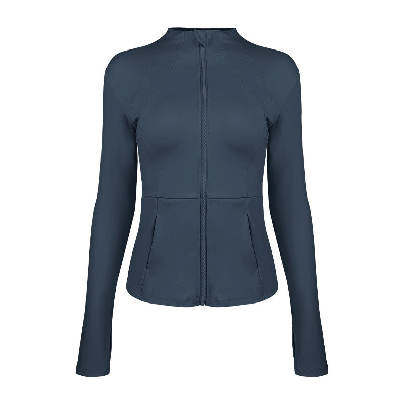 Dame sporty funktionel jakke med elegant snit og praktiske lynlåslommer Stilla