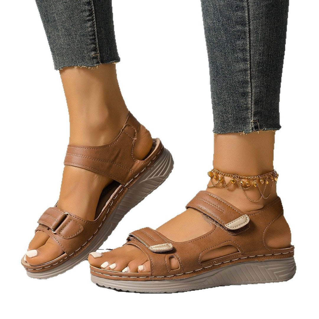 Dame Komfortable Velcro-sandaler med polstret fodseng og anatomisk design Stilla