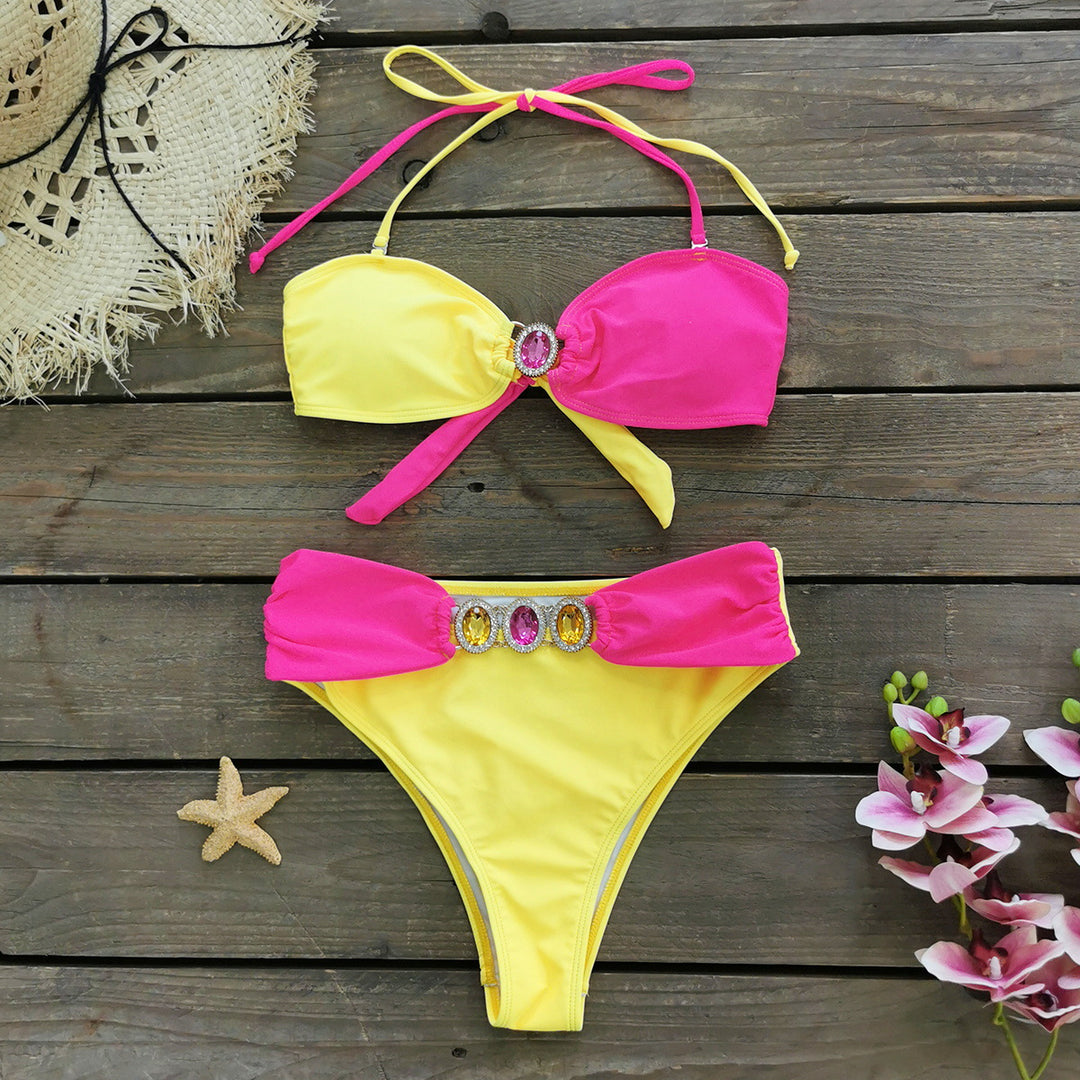 Dame Bikini-sæt med glamourøse smykkedetaljer og innovative bånd Stilla