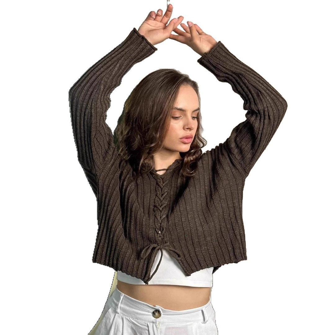 Kvindernes løse strikket sweater med kabeldesign Stilla